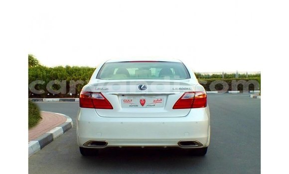Acheter Import Voiture Lexus LS Blanc à Import - Dubai, Zambie Acheter Import Voiture Lexus LS Blanc à Import - Dubai, Zambie