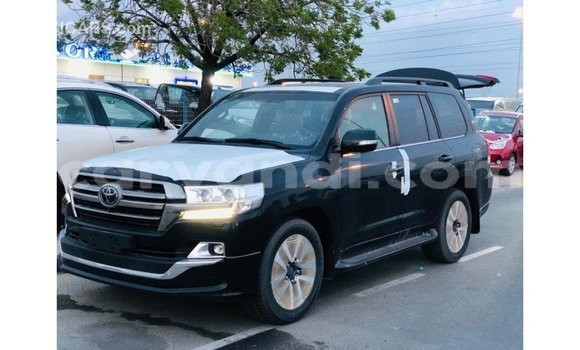 Nunua Imported Toyota Land Cruiser Nyeusi Gari ndani ya Import - Dubai nchini Zambia Nunua Imported Toyota Land Cruiser Nyeusi Gari ndani ya Import - Dubai nchini Zambia