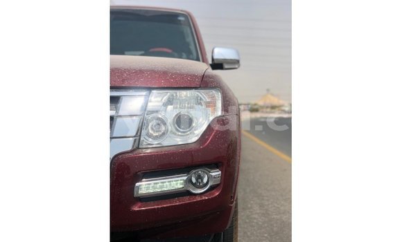 Acheter Import Voiture Mitsubishi Pajero Rouge à Import - Dubai, Zambie Acheter Import Voiture Mitsubishi Pajero Rouge à Import - Dubai, Zambie