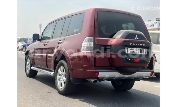 Acheter Import Voiture Mitsubishi Pajero Rouge à Import - Dubai, Zambie Acheter Import Voiture Mitsubishi Pajero Rouge à Import - Dubai, Zambie