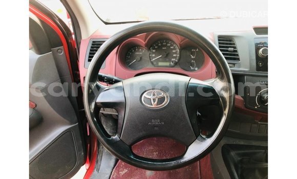 Nunua Imported Toyota Hilux Nyekundu Gari ndani ya Import - Dubai nchini Zambia Nunua Imported Toyota Hilux Nyekundu Gari ndani ya Import - Dubai nchini Zambia