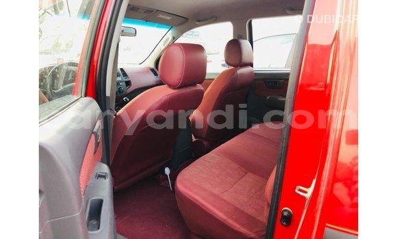 Nunua Imported Toyota Hilux Nyekundu Gari ndani ya Import - Dubai nchini Zambia Nunua Imported Toyota Hilux Nyekundu Gari ndani ya Import - Dubai nchini Zambia