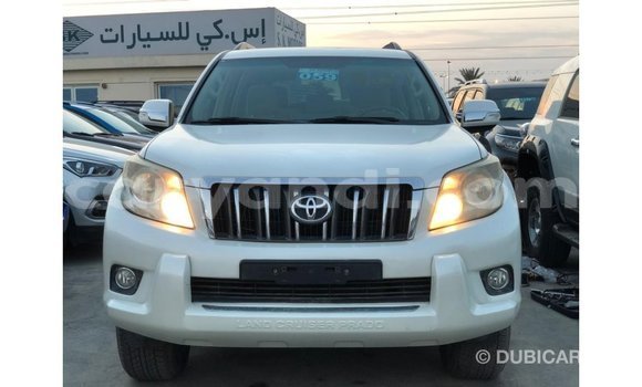 Nunua Imported Toyota Prado Nyeupe Gari ndani ya Import - Dubai nchini Zambia Nunua Imported Toyota Prado Nyeupe Gari ndani ya Import - Dubai nchini Zambia