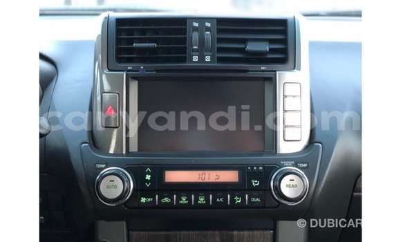 Nunua Imported Toyota Prado Nyeupe Gari ndani ya Import - Dubai nchini Zambia Nunua Imported Toyota Prado Nyeupe Gari ndani ya Import - Dubai nchini Zambia