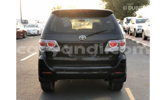 Nunua Imported Toyota Fortuner Nyeusi Gari ndani ya Import - Dubai nchini Zambia Nunua Imported Toyota Fortuner Nyeusi Gari ndani ya Import - Dubai nchini Zambia