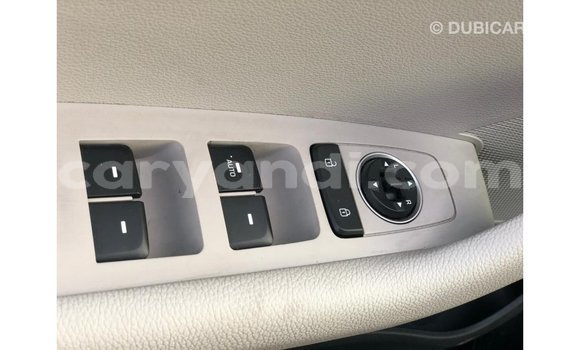 Tenga Imported Hyundai Sonata Nhema Mota in Import - Dubai in Zambia Tenga Imported Hyundai Sonata Nhema Mota in Import - Dubai in Zambia