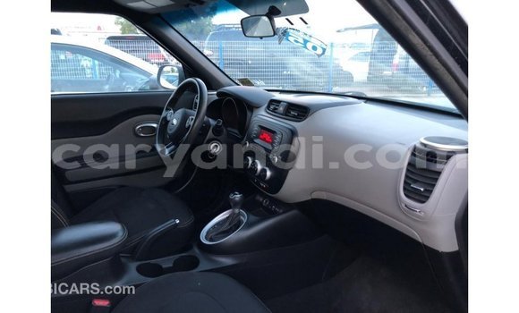 Nunua Imported Kia Soul Nyeusi Gari ndani ya Import - Dubai nchini Zambia Nunua Imported Kia Soul Nyeusi Gari ndani ya Import - Dubai nchini Zambia