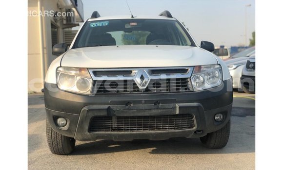 Nunua Imported Renault Duster Nyeupe Gari ndani ya Import - Dubai nchini Zambia Nunua Imported Renault Duster Nyeupe Gari ndani ya Import - Dubai nchini Zambia
