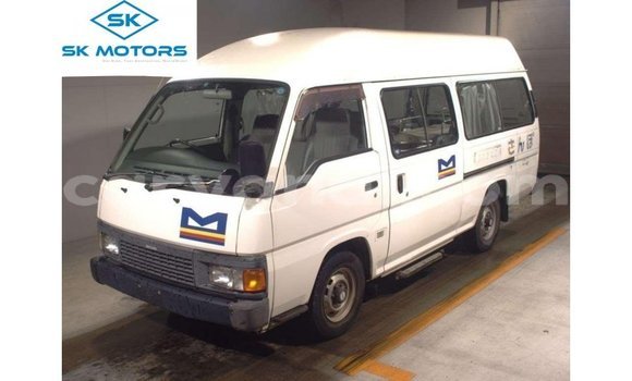 Buy Import Nissan Caravan White Car in Import - Dubai in Zambia Buy Import Nissan Caravan White Car in Import - Dubai in Zambia