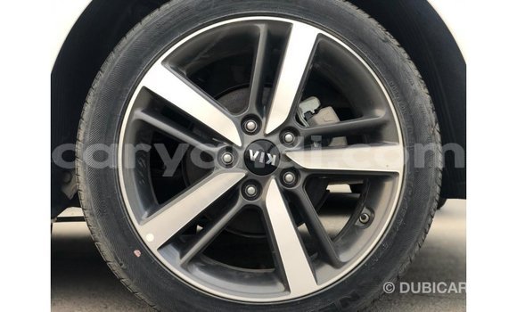 Nunua Imported Kia Cerato Nyeupe Gari ndani ya Import - Dubai nchini Zambia Nunua Imported Kia Cerato Nyeupe Gari ndani ya Import - Dubai nchini Zambia