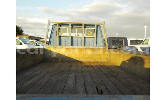 Acheter Import Voiture Toyota Dyna Bleu à Import - Dubai, Zambie Acheter Import Voiture Toyota Dyna Bleu à Import - Dubai, Zambie