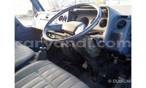 Acheter Import Voiture Toyota Dyna Bleu à Import - Dubai, Zambie Acheter Import Voiture Toyota Dyna Bleu à Import - Dubai, Zambie