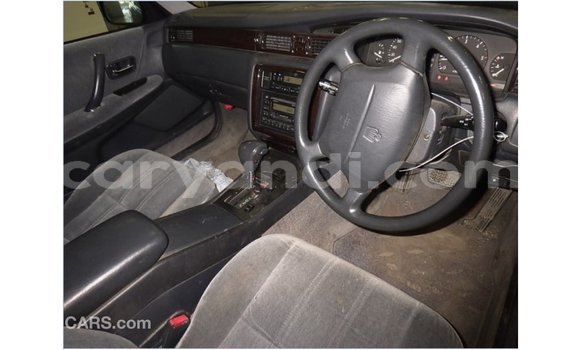 Acheter Import Voiture Toyota Crown Bleu à Import - Dubai, Zambie Acheter Import Voiture Toyota Crown Bleu à Import - Dubai, Zambie