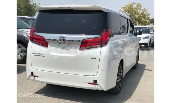 Acheter Import Voiture Toyota Alphard Blanc à Import - Dubai, Zambie Acheter Import Voiture Toyota Alphard Blanc à Import - Dubai, Zambie