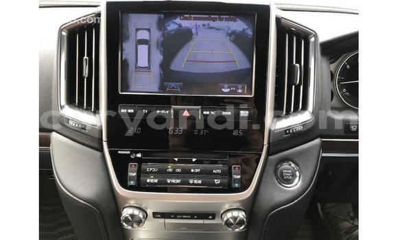 Nunua Imported Toyota Land Cruiser Nyeusi Gari ndani ya Import - Dubai nchini Zambia Nunua Imported Toyota Land Cruiser Nyeusi Gari ndani ya Import - Dubai nchini Zambia