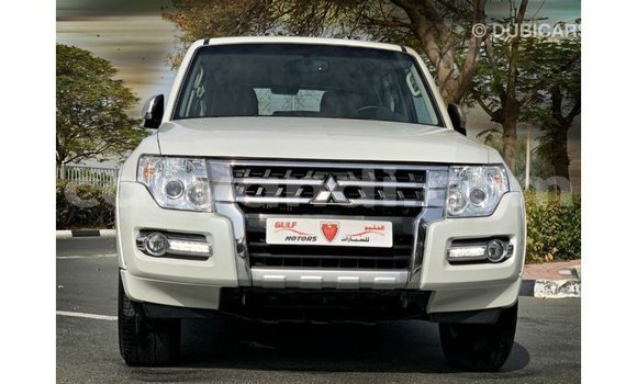 Buy Import Mitsubishi Pajero White Car in Import - Dubai in Zambia Buy Import Mitsubishi Pajero White Car in Import - Dubai in Zambia