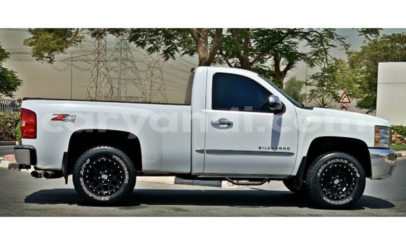 Buy Import Chevrolet Silverado White Car in Import - Dubai in Zambia Buy Import Chevrolet Silverado White Car in Import - Dubai in Zambia