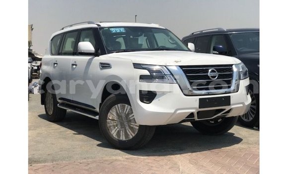Acheter Import Voiture Nissan Patrol Blanc à Import - Dubai, Zambie Acheter Import Voiture Nissan Patrol Blanc à Import - Dubai, Zambie