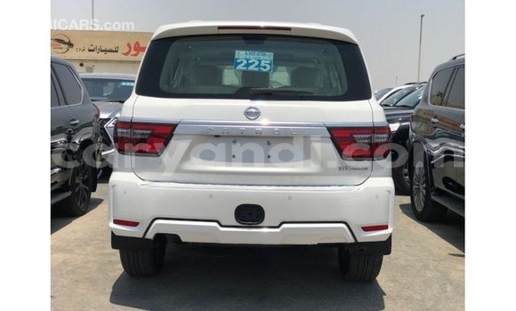 Nunua Imported Nissan Patrol Nyeupe Gari ndani ya Import - Dubai nchini Zambia Nunua Imported Nissan Patrol Nyeupe Gari ndani ya Import - Dubai nchini Zambia