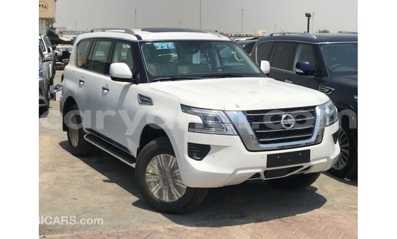 Nunua Imported Nissan Patrol Nyeupe Gari ndani ya Import - Dubai nchini Zambia Nunua Imported Nissan Patrol Nyeupe Gari ndani ya Import - Dubai nchini Zambia