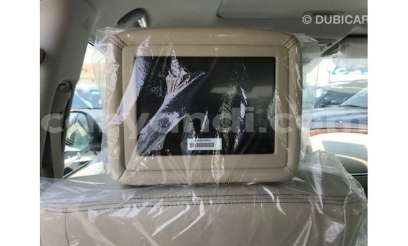 Nunua Imported Nissan Patrol Nyeupe Gari ndani ya Import - Dubai nchini Zambia Nunua Imported Nissan Patrol Nyeupe Gari ndani ya Import - Dubai nchini Zambia