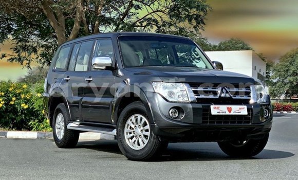 Tenga Imported Mitsubishi Pajero Zvimwe Mota in Import - Dubai in Zambia