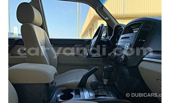 Acheter Import Voiture Mitsubishi Pajero Autre à Import - Dubai, Zambie Acheter Import Voiture Mitsubishi Pajero Autre à Import - Dubai, Zambie