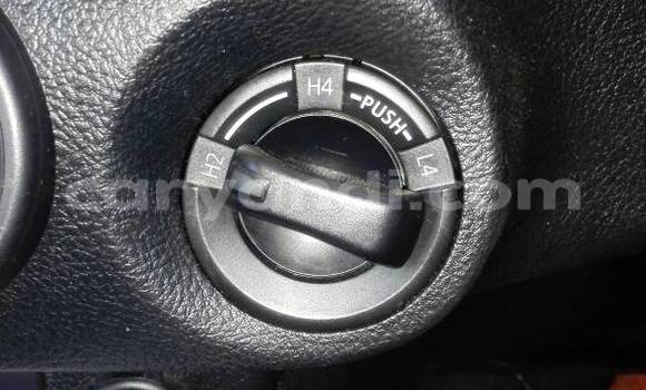 Acheter Occasion Voiture Toyota Hilux Noir à Lusaka, Zambie Acheter Occasion Voiture Toyota Hilux Noir à Lusaka, Zambie