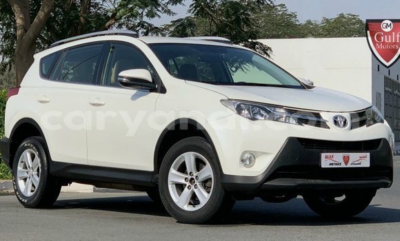Buy Import Toyota Nadia White Car in Import - Dubai in Zambia
