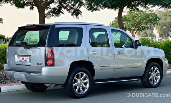Acheter Import Voiture GMC Yukon Autre à Import - Dubai, Zambie Acheter Import Voiture GMC Yukon Autre à Import - Dubai, Zambie