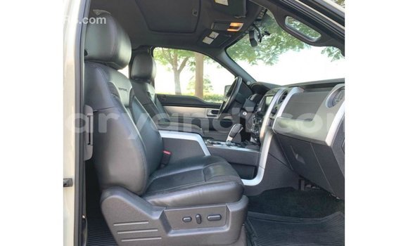 Buy Import Ford Club Wagon Beige Car in Import - Dubai in Zambia Buy Import Ford Club Wagon Beige Car in Import - Dubai in Zambia