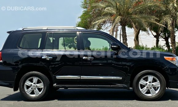 Acheter Import Voiture Toyota Land Cruiser Noir à Import - Dubai, Zambie Acheter Import Voiture Toyota Land Cruiser Noir à Import - Dubai, Zambie