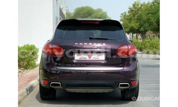 Acheter Import Voiture Porsche Cayenne Autre à Import - Dubai, Zambie Acheter Import Voiture Porsche Cayenne Autre à Import - Dubai, Zambie