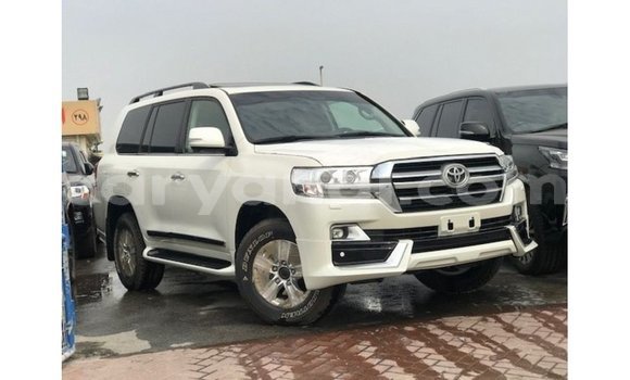 Buy Import Toyota Land Cruiser White Car in Import - Dubai in Zambia Buy Import Toyota Land Cruiser White Car in Import - Dubai in Zambia