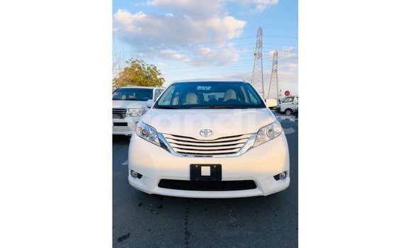 Buy Import Toyota Sienna White Car in Import - Dubai in Zambia Buy Import Toyota Sienna White Car in Import - Dubai in Zambia