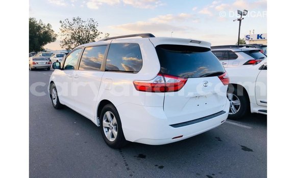 Buy Import Toyota Sienna White Car in Import - Dubai in Zambia Buy Import Toyota Sienna White Car in Import - Dubai in Zambia