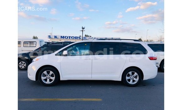 Buy Import Toyota Sienna White Car in Import - Dubai in Zambia Buy Import Toyota Sienna White Car in Import - Dubai in Zambia
