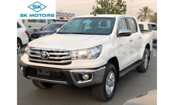 Acheter Import Voiture Toyota Hilux Blanc à Import - Dubai, Zambie Acheter Import Voiture Toyota Hilux Blanc à Import - Dubai, Zambie