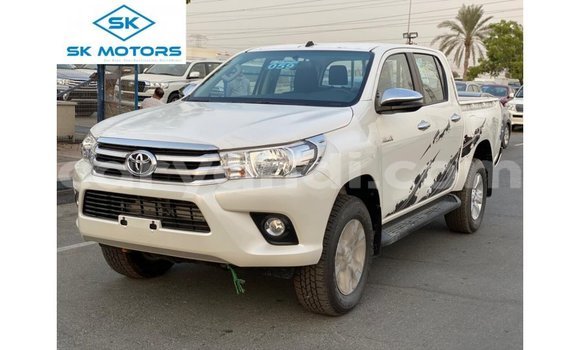 Buy Import Toyota Hilux White Car in Import - Dubai in Zambia