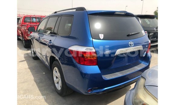 Acheter Import Voiture Toyota Highlander Bleu à Import - Dubai, Zambie Acheter Import Voiture Toyota Highlander Bleu à Import - Dubai, Zambie
