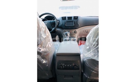 Tenga Imported Toyota Highlander Zvimwe Mota in Import - Dubai in Zambia Tenga Imported Toyota Highlander Zvimwe Mota in Import - Dubai in Zambia