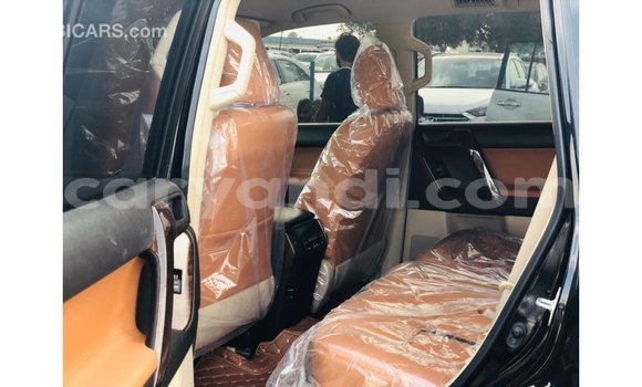 Nunua Imported Toyota Prado Nyeusi Gari ndani ya Import - Dubai nchini Zambia Nunua Imported Toyota Prado Nyeusi Gari ndani ya Import - Dubai nchini Zambia