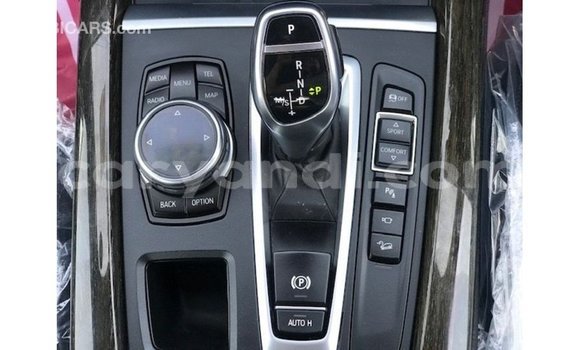 Nunua Imported BMW X5 Nyeupe Gari ndani ya Import - Dubai nchini Zambia Nunua Imported BMW X5 Nyeupe Gari ndani ya Import - Dubai nchini Zambia