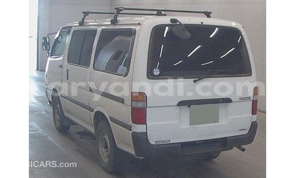 Acheter Import Voiture Toyota Hiace Blanc à Import - Dubai, Zambie Acheter Import Voiture Toyota Hiace Blanc à Import - Dubai, Zambie