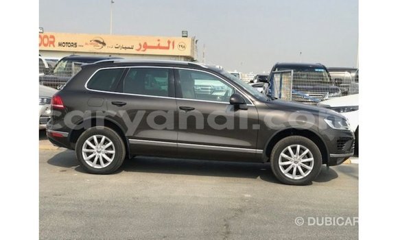 Nunua Imported Volkswagen Touareg Brown Gari ndani ya Import - Dubai nchini Zambia Nunua Imported Volkswagen Touareg Brown Gari ndani ya Import - Dubai nchini Zambia