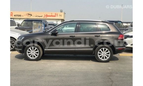 Nunua Imported Volkswagen Touareg Brown Gari ndani ya Import - Dubai nchini Zambia Nunua Imported Volkswagen Touareg Brown Gari ndani ya Import - Dubai nchini Zambia