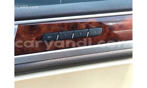 Nunua Imported Volkswagen Touareg Brown Gari ndani ya Import - Dubai nchini Zambia Nunua Imported Volkswagen Touareg Brown Gari ndani ya Import - Dubai nchini Zambia