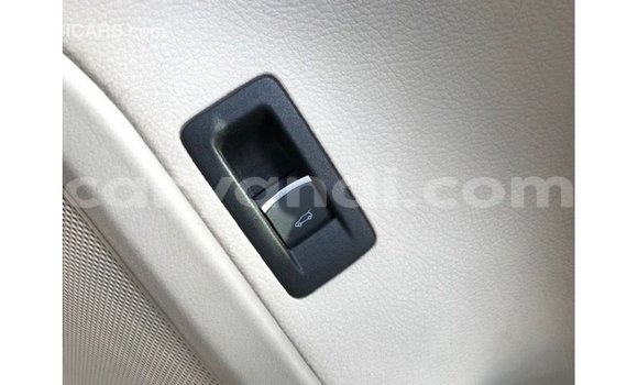Nunua Imported Volkswagen Touareg Brown Gari ndani ya Import - Dubai nchini Zambia Nunua Imported Volkswagen Touareg Brown Gari ndani ya Import - Dubai nchini Zambia