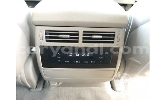 Buy Import Toyota Land Cruiser White Car in Import - Dubai in Zambia Buy Import Toyota Land Cruiser White Car in Import - Dubai in Zambia