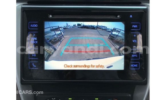 Nunua Imported Toyota Fortuner Nyeupe Gari ndani ya Import - Dubai nchini Zambia Nunua Imported Toyota Fortuner Nyeupe Gari ndani ya Import - Dubai nchini Zambia